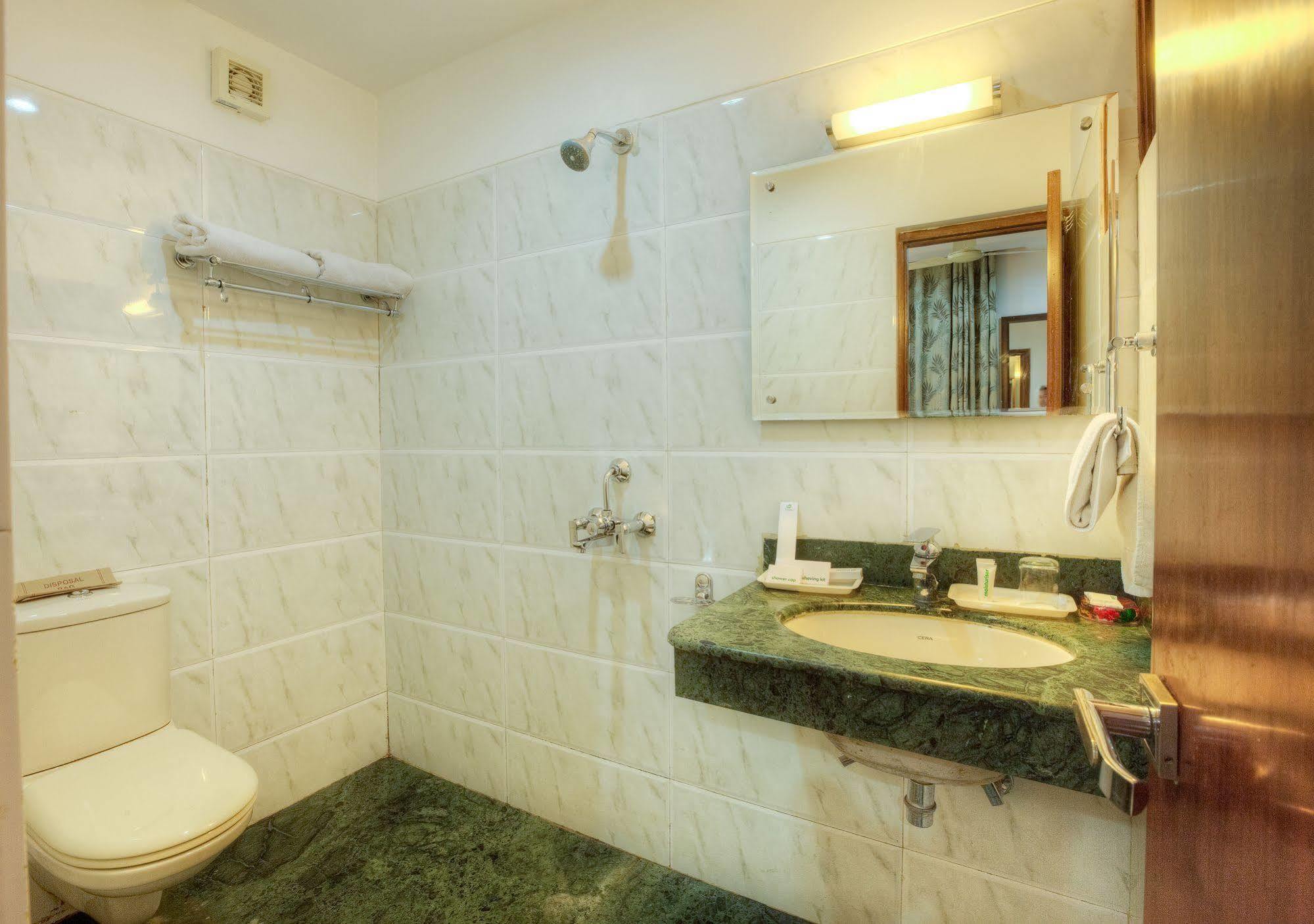 Mint Hotel Chandīgarh Eksteriør bilde
