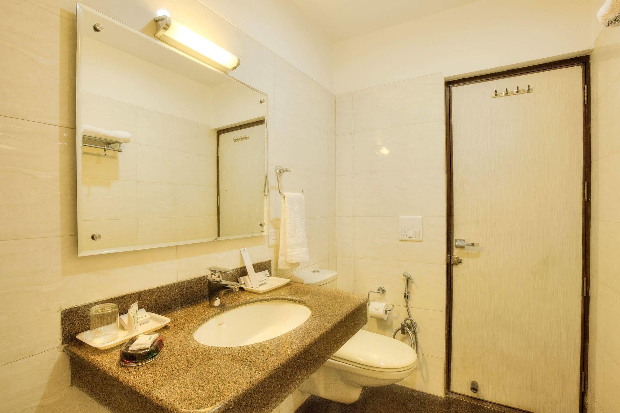 Mint Hotel Chandīgarh Eksteriør bilde