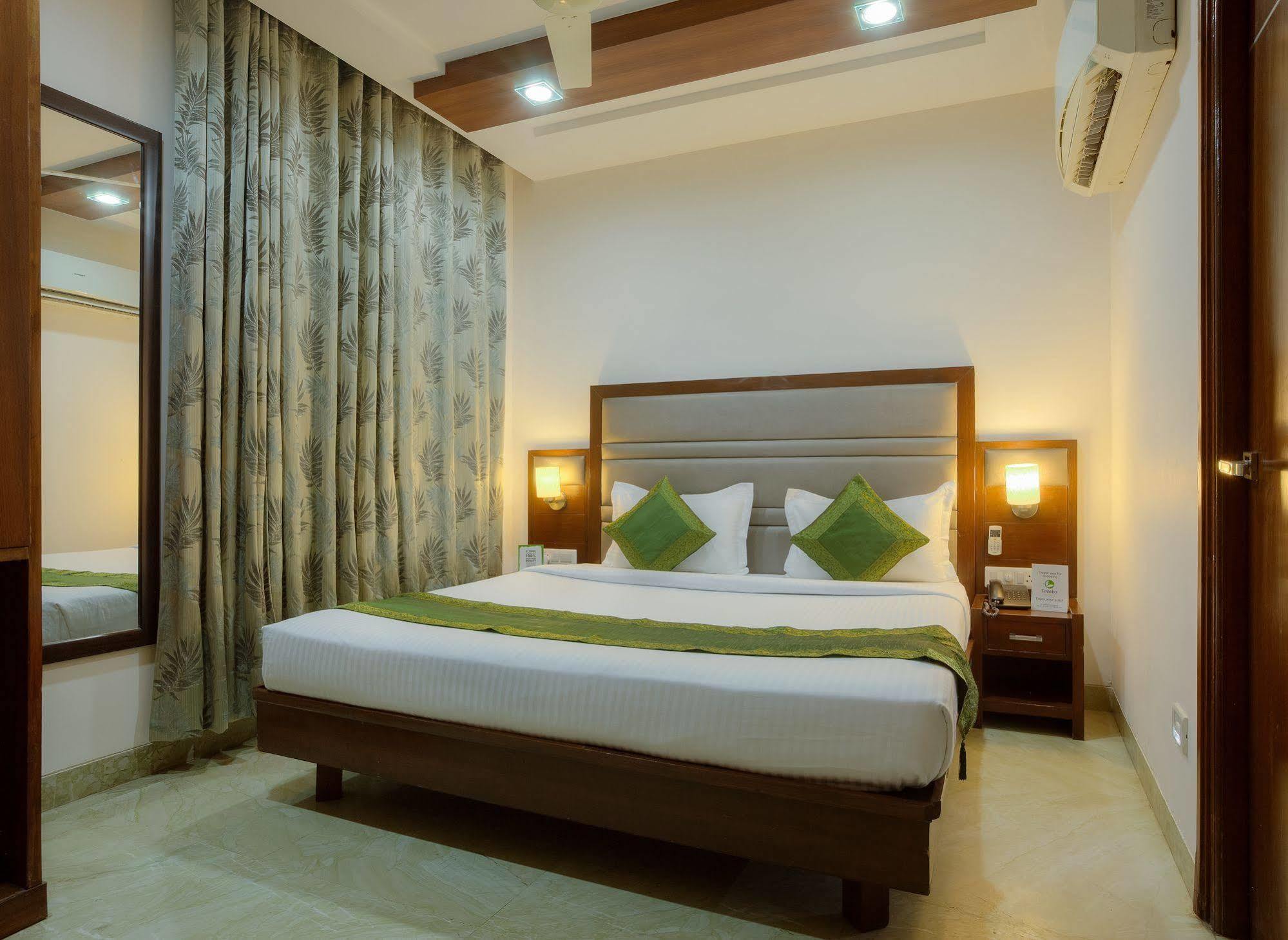 Mint Hotel Chandīgarh Eksteriør bilde