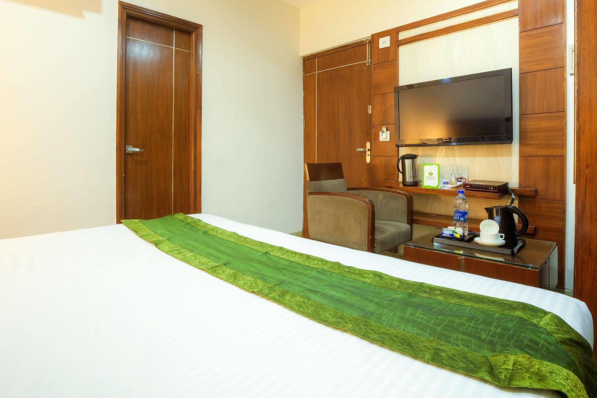 Mint Hotel Chandīgarh Eksteriør bilde