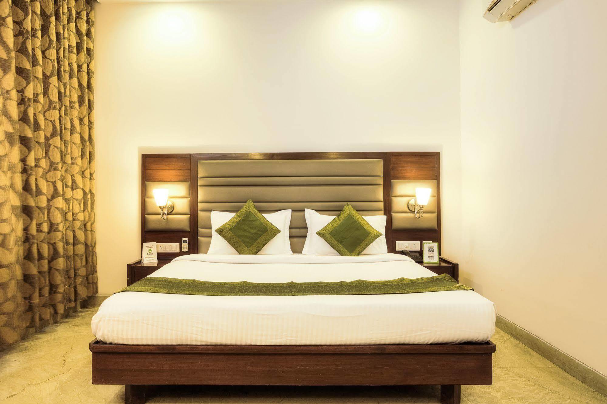 Mint Hotel Chandīgarh Eksteriør bilde
