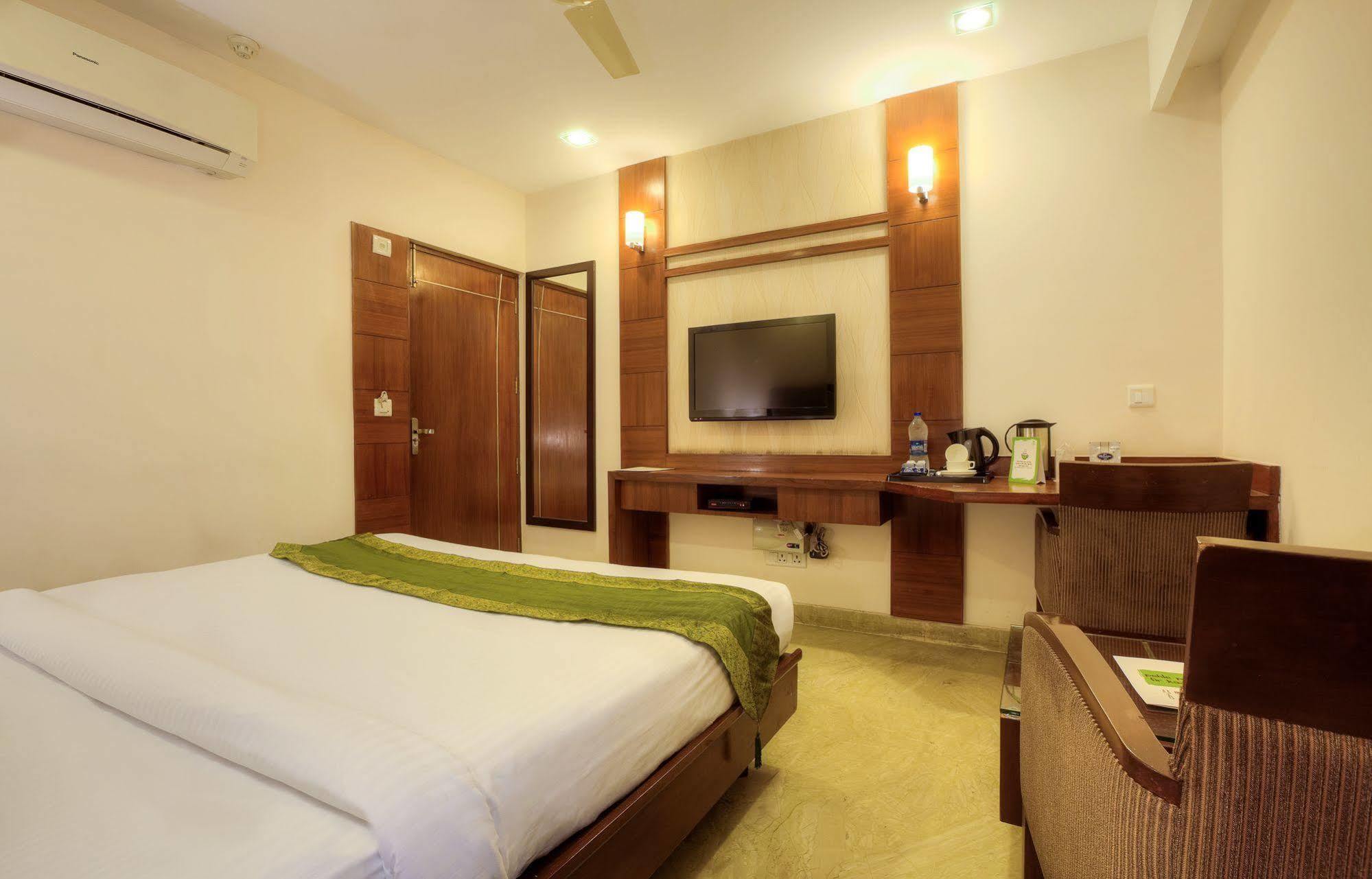 Mint Hotel Chandīgarh Eksteriør bilde