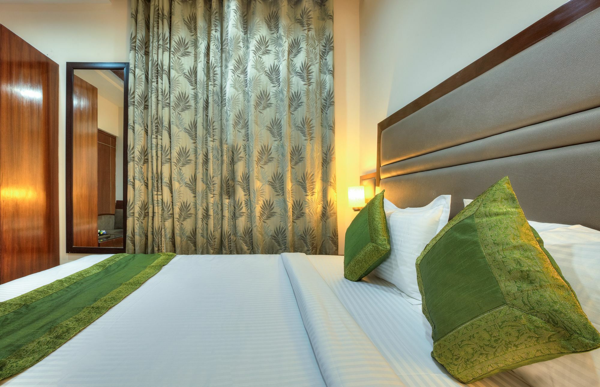Mint Hotel Chandīgarh Eksteriør bilde